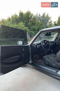 Хэтчбек MINI Cooper 2013 в 