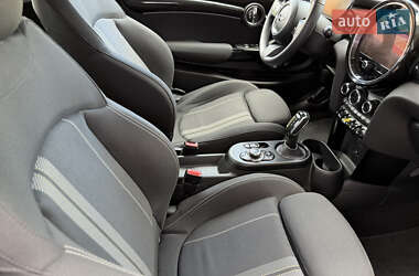 Хэтчбек MINI Cooper 2022 в 