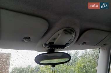 Хэтчбек MINI Cooper 2010 в 