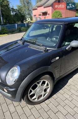 Хетчбек MINI Cooper 2002 в 