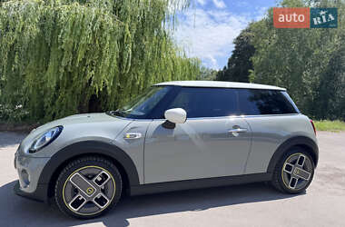 Хетчбек MINI Cooper 2021 в 