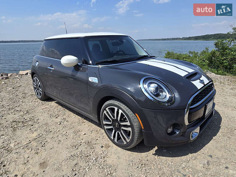 Хэтчбек MINI Cooper 2019 в Днепре