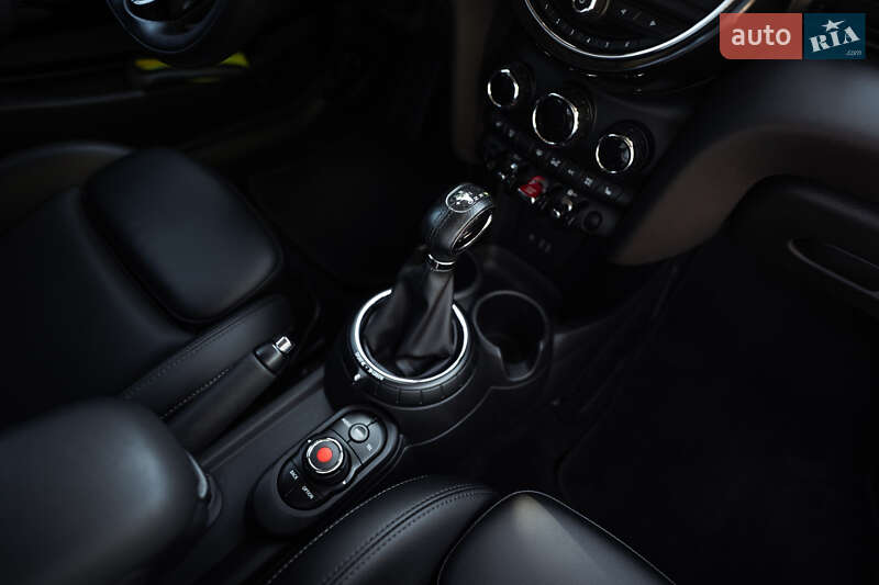 Хэтчбек MINI Cooper 2014 в Полтаве