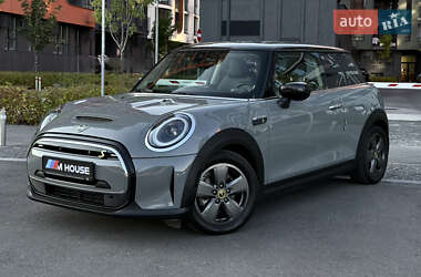 Хетчбек MINI Cooper 2022 в 