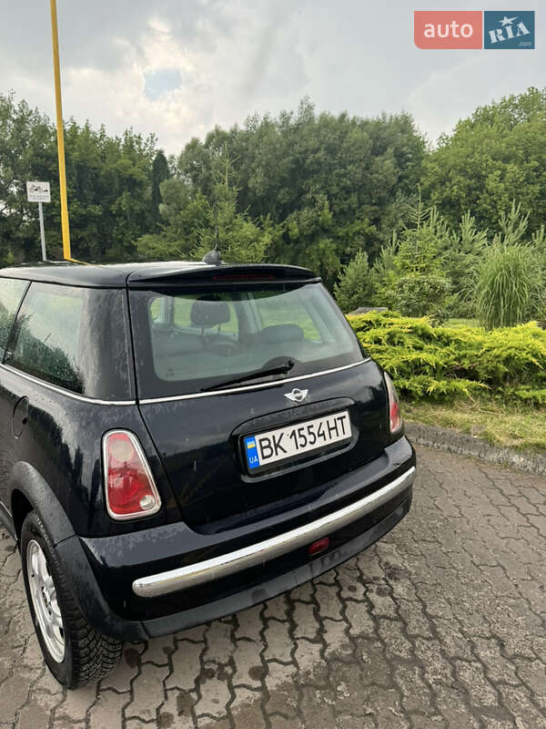 Хетчбек MINI Cooper 2005 в Бродах