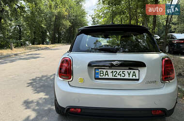 Хэтчбек MINI Cooper 2022 в Киеве фото 16 Хэтчбек MINI Cooper 2022 в Киеве
