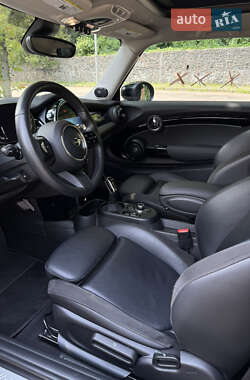 Хэтчбек MINI Cooper 2022 в 