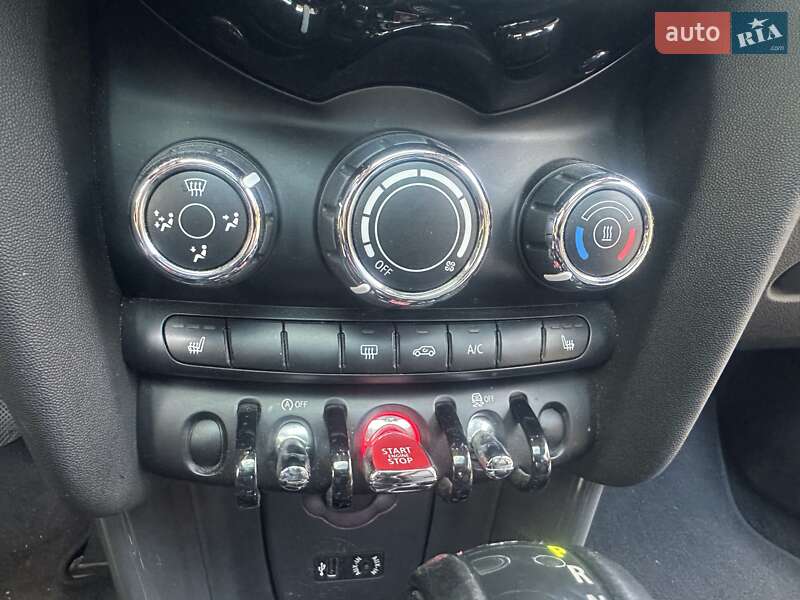 Хетчбек MINI Cooper 2016 в Києві