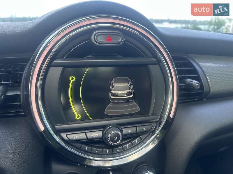 Хетчбек MINI Cooper 2016 в Києві