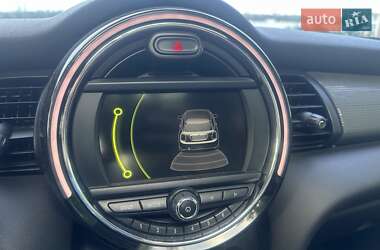 Хэтчбек MINI Cooper 2016 в 