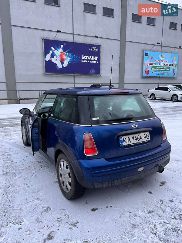 Хетчбек MINI Cooper 2002 в Первомайську