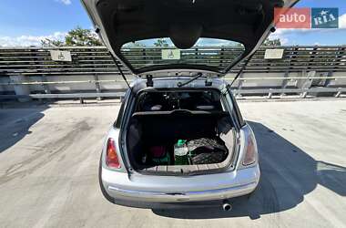 Хетчбек MINI Cooper 2002 в 