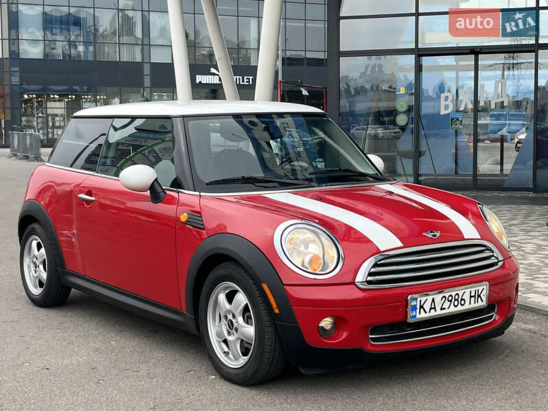 Хетчбек MINI Cooper 2010 в Києві