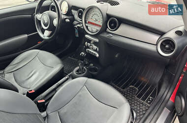 Хетчбек MINI Cooper 2010 в 