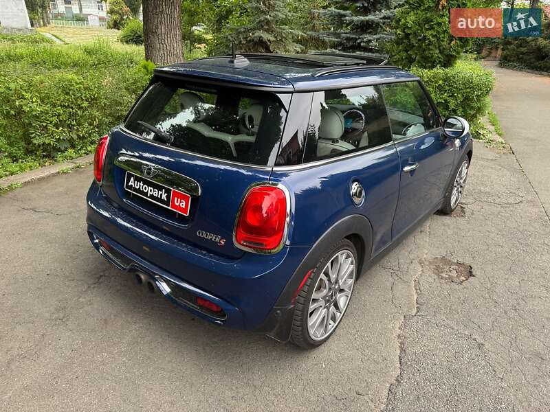 Хетчбек MINI Cooper 2015 в Києві