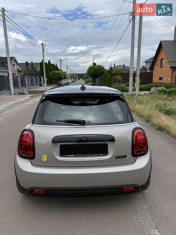 Хэтчбек MINI Cooper 2022 в Киеве