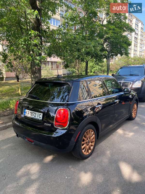 Хетчбек MINI Cooper 2018 в Києві