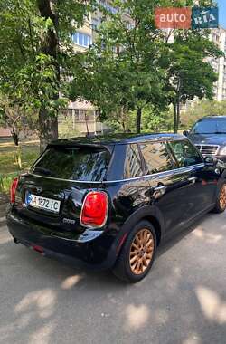 Хэтчбек MINI Cooper 2018 в 