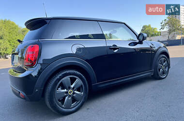 Хэтчбек MINI Cooper 2022 в 
