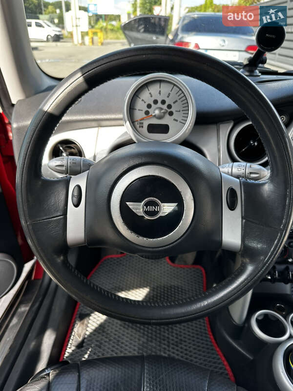 Хэтчбек MINI Cooper 2001 в Киеве
