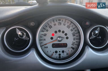Хэтчбек MINI Cooper 2002 в 