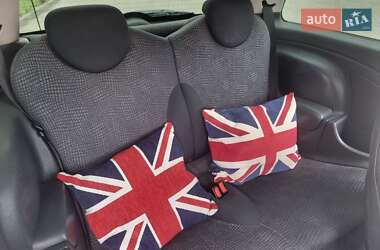 Хэтчбек MINI Cooper 2002 в 