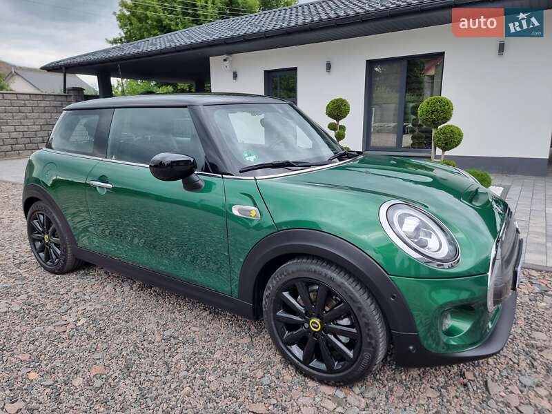 Хэтчбек MINI Cooper 2020 в Радивилове