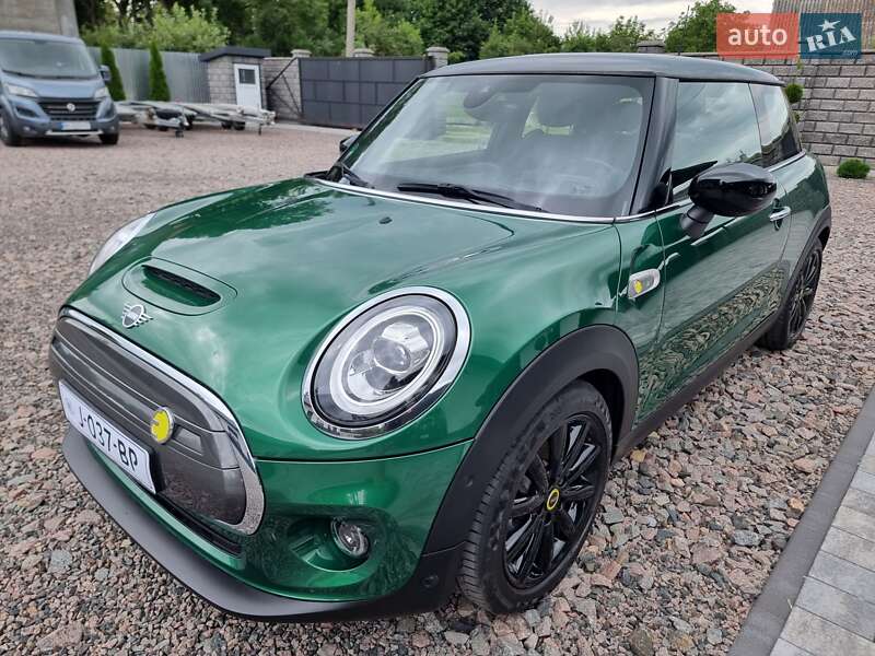 Хэтчбек MINI Cooper 2020 в Радивилове