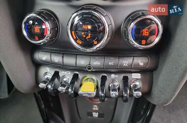 Хэтчбек MINI Cooper 2020 в 