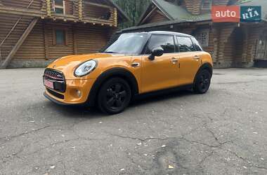 Хетчбек MINI Cooper 2014 в 