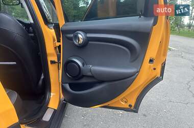 Хетчбек MINI Cooper 2014 в 