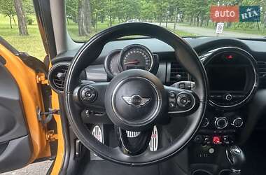 Хетчбек MINI Cooper 2014 в 
