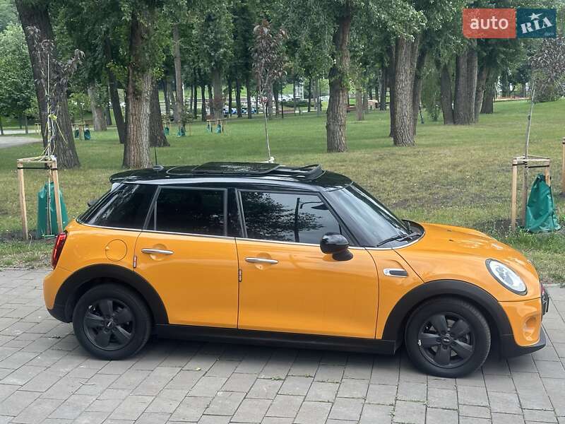 Хэтчбек MINI Cooper 2014 в Киеве фото 55 Хэтчбек MINI Cooper 2014 в Киеве