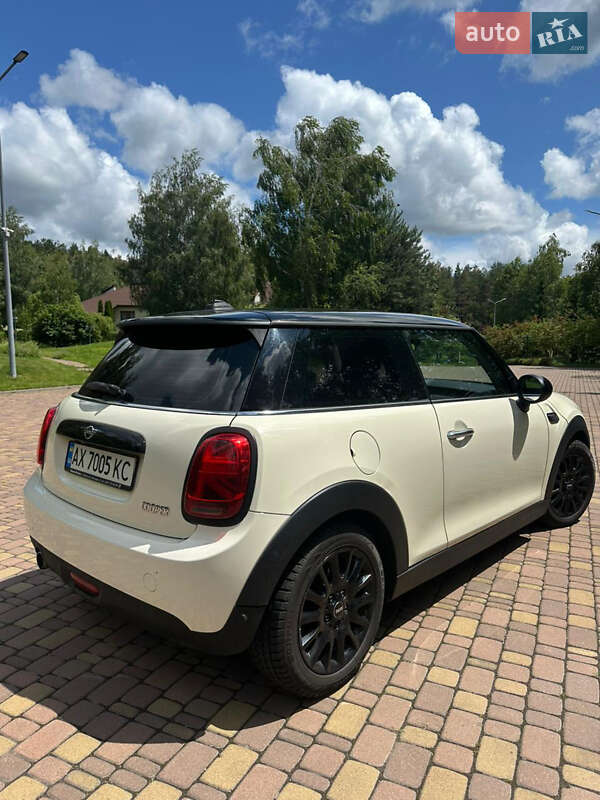 Хэтчбек MINI Cooper 2014 в Харькове