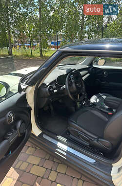 Хэтчбек MINI Cooper 2014 в 