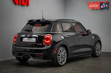 Хэтчбек MINI Cooper 2015 в 