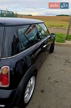 Хэтчбек MINI Cooper 2006 в 