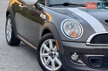 Хэтчбек MINI Cooper 2011 в 