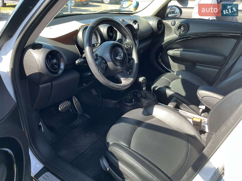 Хэтчбек MINI Cooper 2014 в Львове