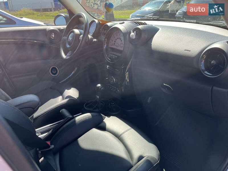 Хэтчбек MINI Cooper 2014 в Львове