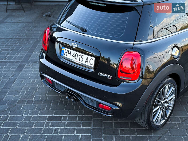 Хэтчбек MINI Cooper 2019 в Одессе