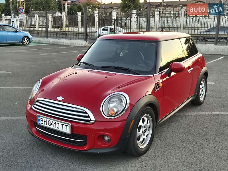Хэтчбек MINI Cooper 2013 в Одессе