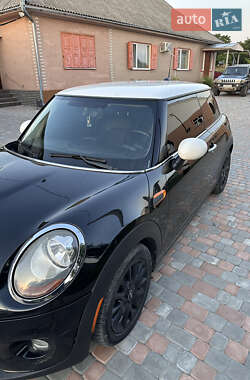 Хэтчбек MINI Cooper 2014 в Черкассах