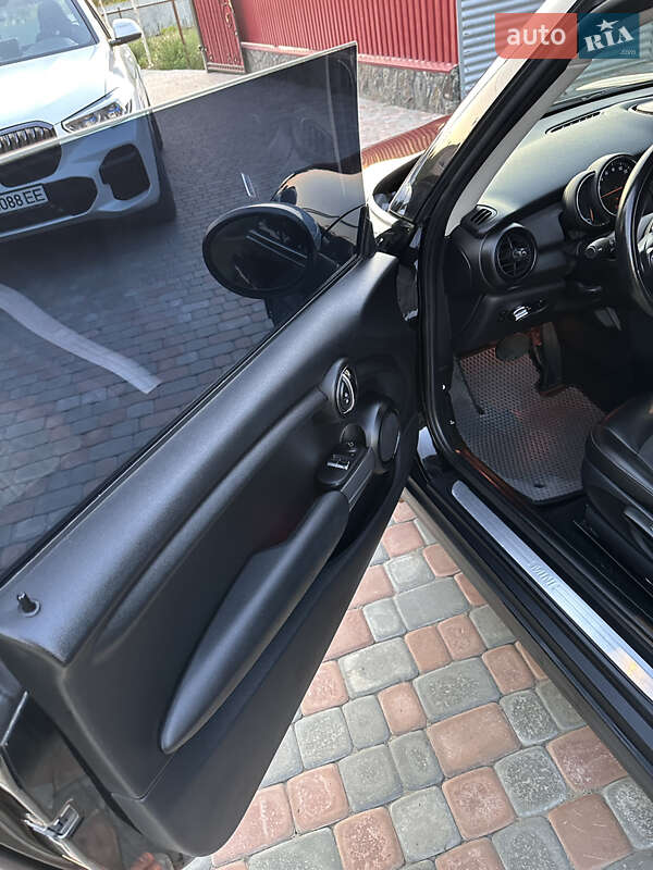 Хэтчбек MINI Cooper 2014 в Черкассах
