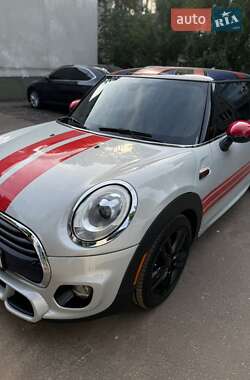 Хэтчбек MINI Cooper 2017 в Одессе