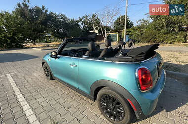 Хэтчбек MINI Cooper 2017 в 