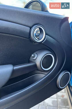 Хэтчбек MINI Cooper 2013 в 