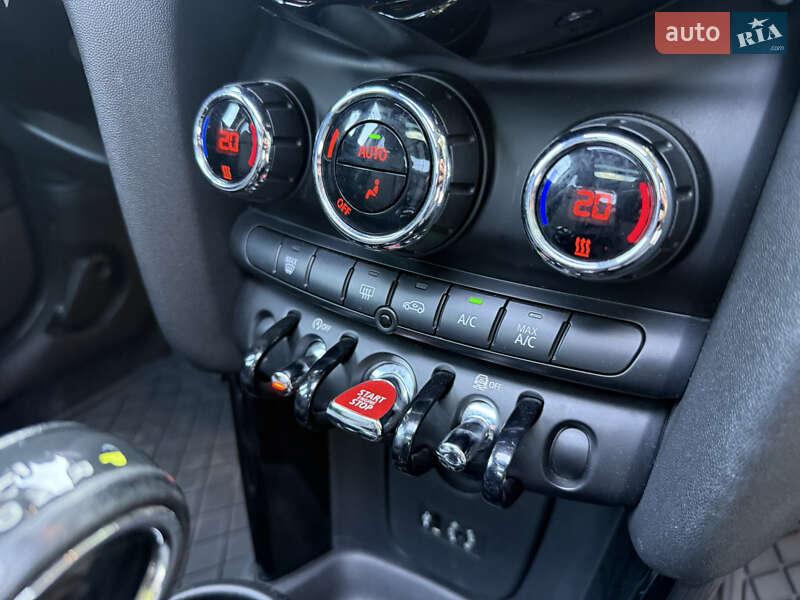 Хэтчбек MINI Cooper 2017 в Тернополе