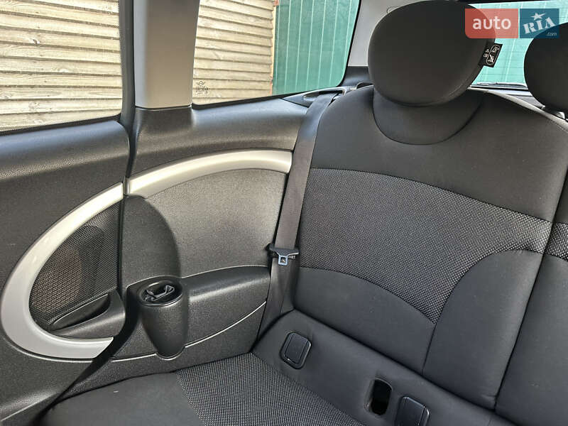 Хэтчбек MINI Cooper 2008 в Белой Церкви