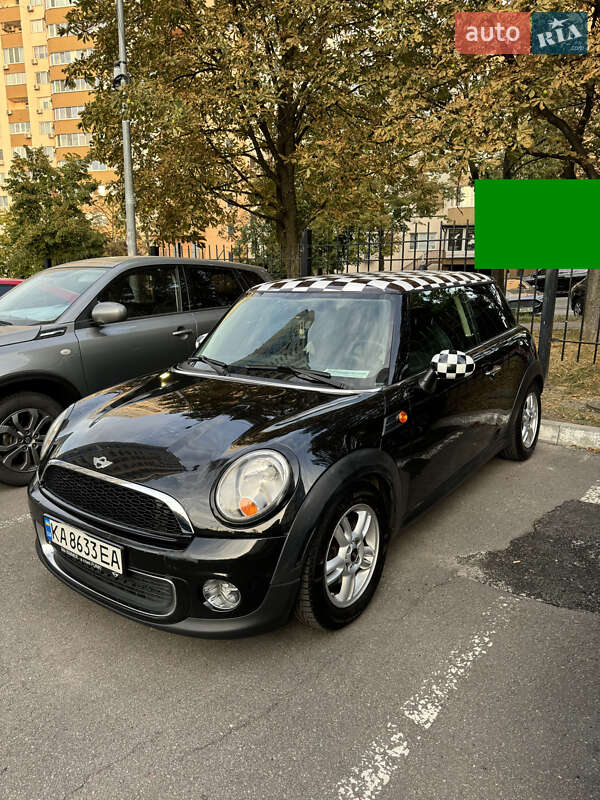 Хетчбек MINI Cooper 2010 в Києві